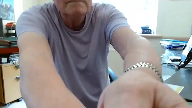 Snapshot of alan_inlondon chatting on July 2026 02:59:01 PM alan inlondon online show from July 2026 02:59:01 PM