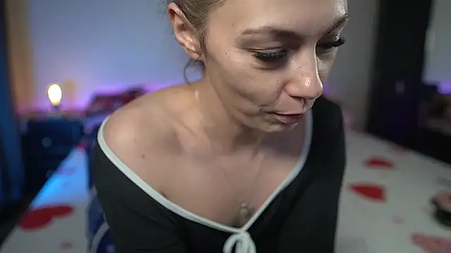 TiffanyPierce online show from December 2025 09:34:02 PM