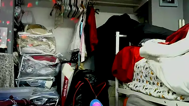 jjdirty6996 online show from November 2025 05:13:02 PM