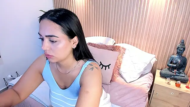 AMELIE xx online show from January 2025 01:44:02 PM