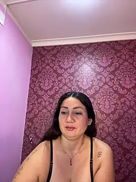 juliana diaz online show from December 2025 11:27:02 AM