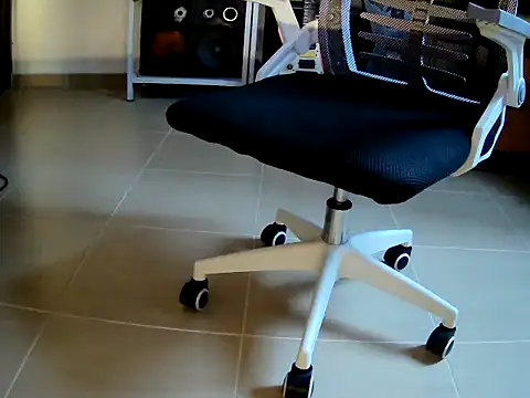 jilat77 online show from November 2025 03:06:01 AM