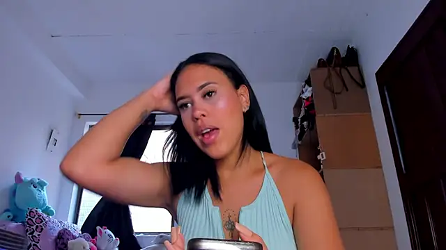 Snapshot of AlondraDiossa03 chatting on October 2025 05:45:02 PM AlondraDiossa03 online show from October 2025 05:45:02 PM