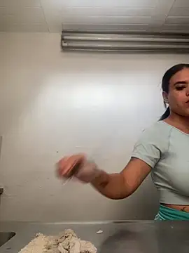 Snapshot of AlondraDiossa03 chatting on November 2025 03:22:02 PM AlondraDiossa03 online show from November 2025 03:22:02 PM