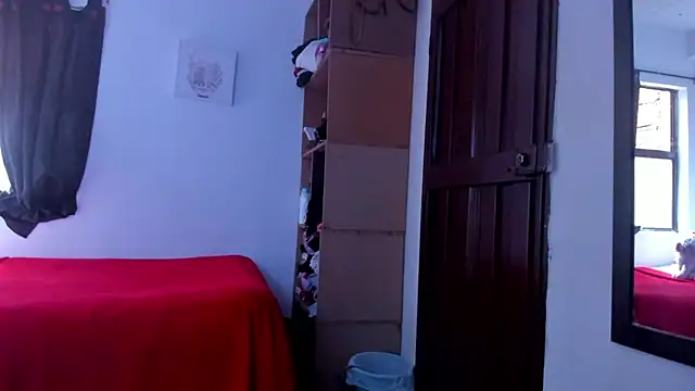 Snapshot of AlondraDiossa03 chatting on December 2025 07:00:01 PM AlondraDiossa03 online show from December 2025 07:00:01 PM