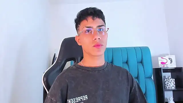 AlanNaughty online show from January 2025 08:47:01 PM