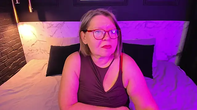 Shannonshine online show from October 2025 05:41:02 AM