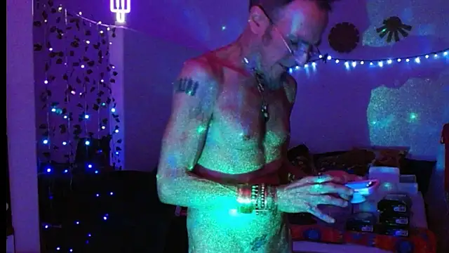 Snapshot of mycock2474u chatting on March 2025 10:35:02 AM mycock2474u online show from March 2025 10:35:02 AM