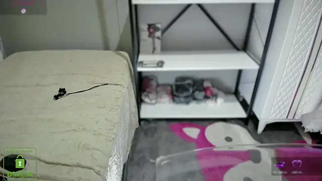 Snapshot of bisexyelizz chatting on February 2026 08:03:02 PM bisexyelizz online show from February 2026 08:03:02 PM