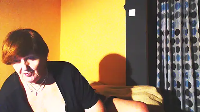 Snapshot of MioritaHard chatting on February 2025 12:49:01 AM MioritaHard online show from February 2025 12:49:01 AM