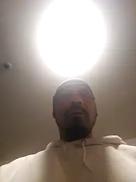 Snapshot of Rastaasian chatting on November 2025 09:09:02 AM Rastaasian online show from November 2025 09:09:02 AM