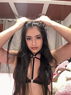 Aura Owl online show from February 2026 02:26:01 AM