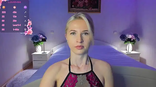 Snapshot of AnnaCarrera chatting on May 2026 07:00:02 PM AnnaCarrera online show from May 2026 07:00:02 PM