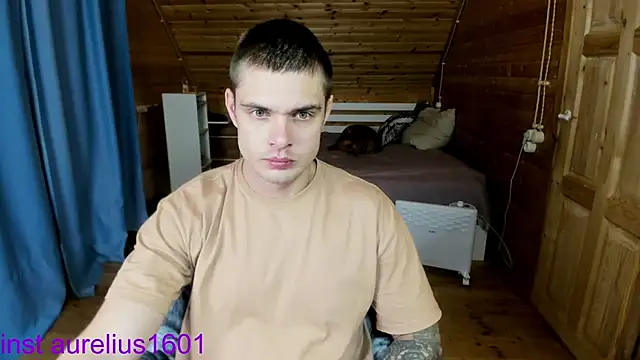 maks wolfis online show from November 2025 10:04:02 PM