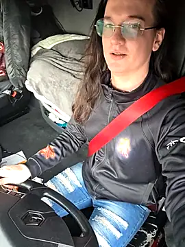 HotysimeHot1 online show from January 2026 05:49:02 PM