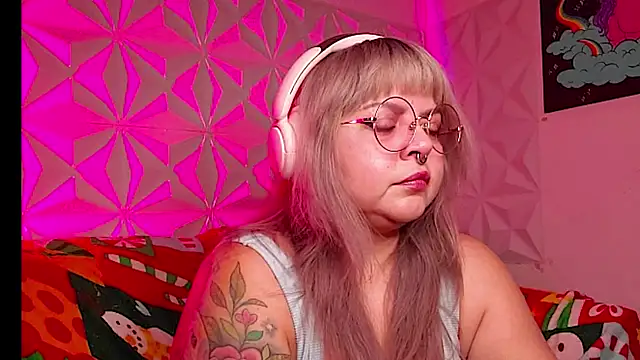 Satyn doll online show from December 2025 12:51:02 AM