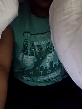 indianguy21 online show from December 2024 04:43:01 PM