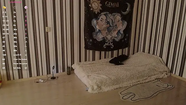 Snapshot of _Hanna_Moon_ chatting on September 2025 12:16:02 PM  Hanna Moon  online show from September 2025 12:16:02 PM