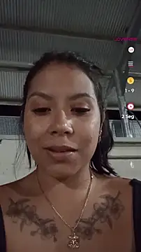 Snapshot of little_susie chatting on September 2025 08:01:02 PM little susie online show from September 2025 08:01:02 PM