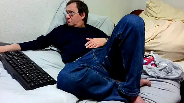 Snapshot of shymanhn chatting on January 2025 05:31:01 PM shymanhn online show from January 2025 05:31:01 PM