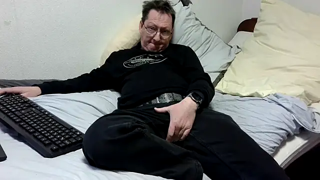 Snapshot of shymanhn chatting on January 2025 02:50:02 PM shymanhn online show from January 2025 02:50:02 PM