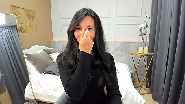 ErikaSoft online show from December 2025 05:35:02 AM