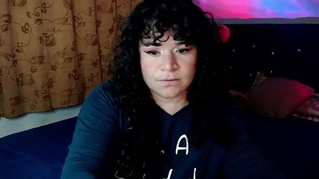 ANGELIQUE KLANE online show from November 2025 02:28:01 PM