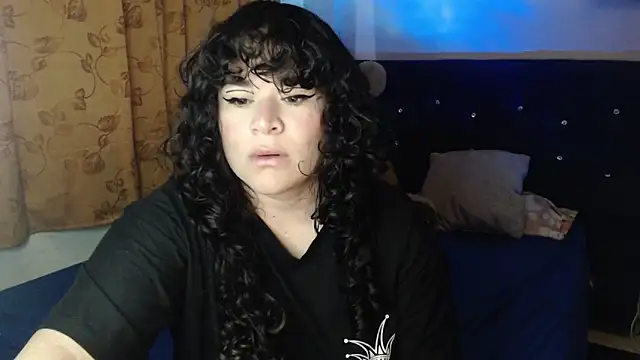 ANGELIQUE KLANE online show from December 2025 02:26:01 PM