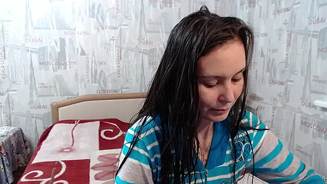 Snapshot of GinaQSoul chatting on December 2024 01:36:02 PM GinaQSoul online show from December 2024 01:36:02 PM