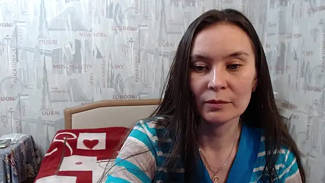 Snapshot of GinaQSoul chatting on December 2024 04:27:02 PM GinaQSoul online show from December 2024 04:27:02 PM