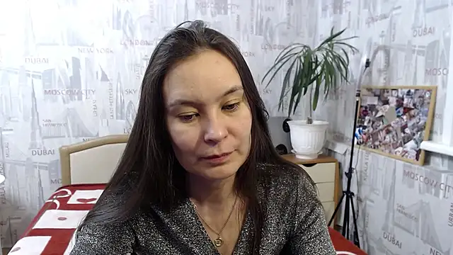 Snapshot of GinaQSoul chatting on February 2025 02:05:01 PM GinaQSoul online show from February 2025 02:05:01 PM