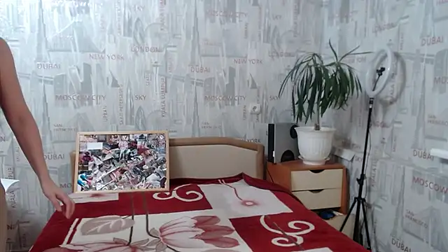 Snapshot of GinaQSoul chatting on February 2025 04:45:02 PM GinaQSoul online show from February 2025 04:45:02 PM