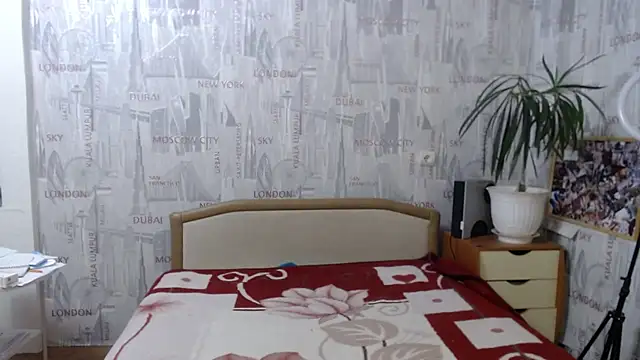 Snapshot of GinaQSoul chatting on March 2025 07:41:02 AM GinaQSoul online show from March 2025 07:41:02 AM