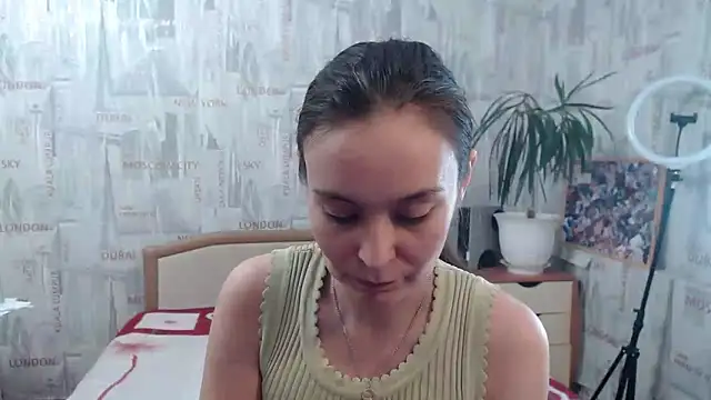 Snapshot of GinaQSoul chatting on March 2025 06:38:02 AM GinaQSoul online show from March 2025 06:38:02 AM