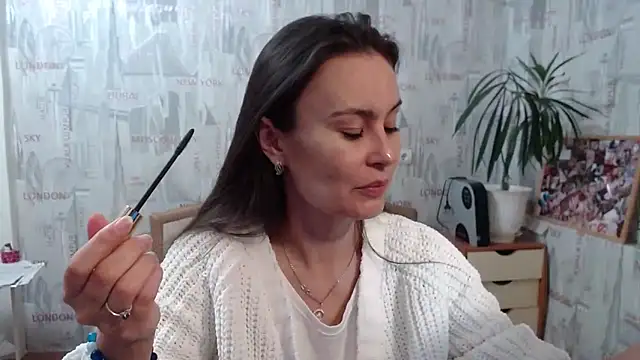 Snapshot of GinaQSoul chatting on September 2025 03:13:01 PM GinaQSoul online show from September 2025 03:13:01 PM