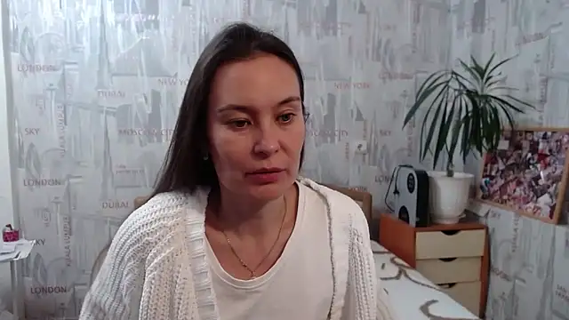 Snapshot of GinaQSoul chatting on September 2025 11:56:01 AM GinaQSoul online show from September 2025 11:56:01 AM