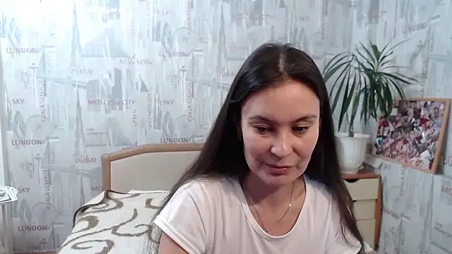 Snapshot of GinaQSoul chatting on September 2025 11:04:02 AM GinaQSoul online show from September 2025 11:04:02 AM