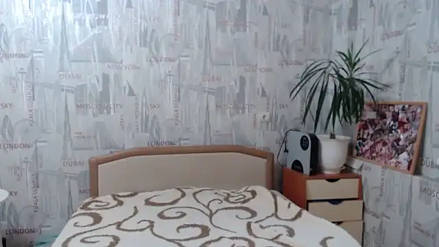 Snapshot of GinaQSoul chatting on October 2025 09:39:01 AM GinaQSoul online show from October 2025 09:39:01 AM