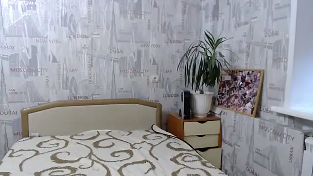 Snapshot of GinaQSoul chatting on November 2025 10:04:02 AM GinaQSoul online show from November 2025 10:04:02 AM