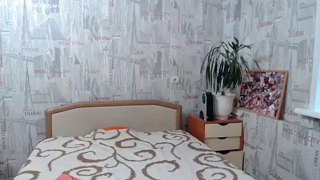 Snapshot of GinaQSoul chatting on November 2025 08:58:02 AM GinaQSoul online show from November 2025 08:58:02 AM