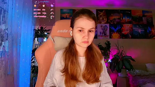 GoodWitch  online show from November 2025 08:05:01 AM