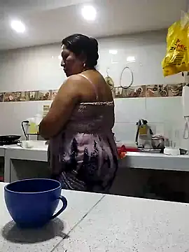 Snapshot of Brenda_Berck_ chatting on February 2025 11:06:02 AM Brenda Berck online show from February 2025 11:06:02 AM