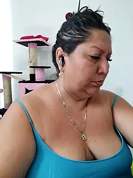 Snapshot of Brenda_Berck_ chatting on February 2025 06:54:02 PM Brenda Berck online show from February 2025 06:54:02 PM