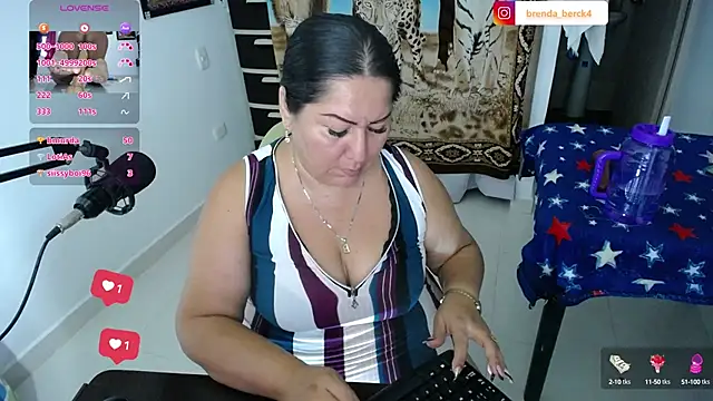 Snapshot of Brenda_Berck_ chatting on March 2025 01:59:02 AM Brenda Berck online show from March 2025 01:59:02 AM