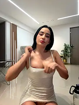 Snapshot of CATALINA_RESTREPO chatting on October 2025 12:08:01 AM CATALINA RESTREPO online show from October 2025 12:08:01 AM