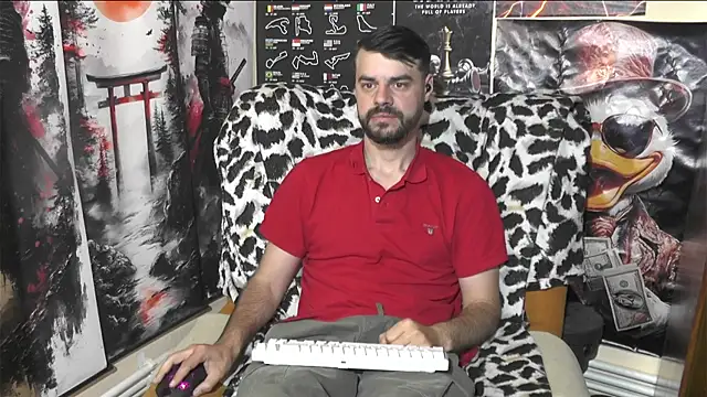Snapshot of 00george chatting on April 2026 10:39:01 AM 00george online show from April 2026 10:39:01 AM