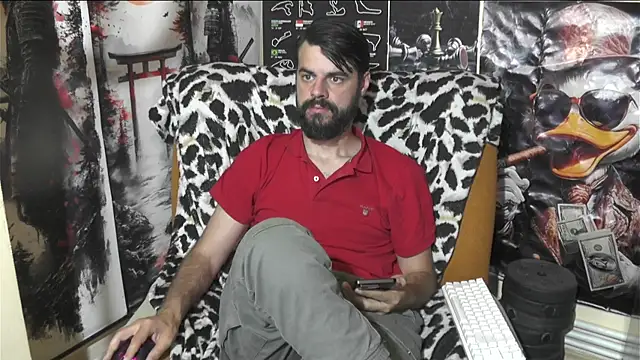 Snapshot of 00george chatting on May 2026 03:03:02 AM 00george online show from May 2026 03:03:02 AM