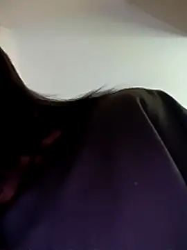 Snapshot of Latin_summer chatting on December 2024 11:56:02 PM Latin summer online show from December 2024 11:56:02 PM