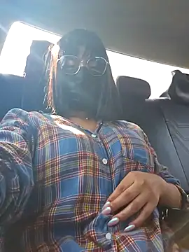 Snapshot of Latin_summer chatting on October 2025 08:27:02 PM Latin summer online show from October 2025 08:27:02 PM