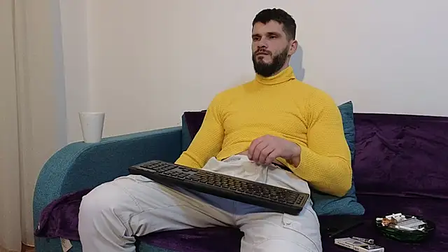 MauroTwin online show from December 2024 03:43:02 PM